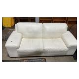 2/2 LEATHER SOFA