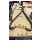 LARGE VTG ICE TONGS