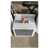 FRIGIDAIRE WINDOW AC UNIT