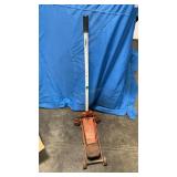 HYDRAULIC FLOOR JACK