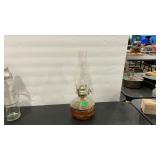 VTG CLEAR GLASS KEROSENE LAMP