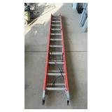 LOUISVILLE 24' FIBERGLASS EXTENSION LADDER