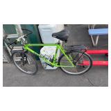 TREK 8000 FRONT SUSP MOUNTIAN BIKE W/ ALUMINUM
