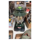 COLEMAN PROPANE LANTERN KEROSENE W/ BLACK HARD