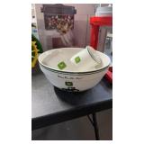 JOHN DEERE BOWL, JOHN DEERE LARGE SALT & PEPPER