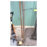 STEEL RODS & 2PC OF COPPER PIPE