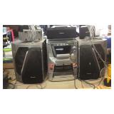 PANASONIC 5 DISC CHANGER/CASSETTE PLAYER W/