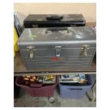 GRAY METAL CRAFTSMAN TOOL BOX W/ TRAY