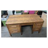 ANTIQUE OAK 6 DRAWER DESK 60'X34'X30'