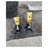 PR OF 22 TON JACK STANDS