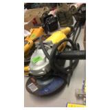 DEWALT ELECTRIC ANGLE GRINDER
