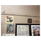 4 METAL EGG SIGNS