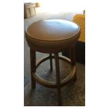 SWIVEL STOOL