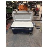 IGLOO ROLLING COOLER