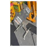 RIDGID FLIP TOP PORTABLE WORK SUPPORT, ADJUSTABLE