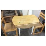 MAPLE DROP LEAF TABLE W/ 2 CHAIRS