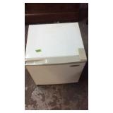 HAIER MINI FRIDGE