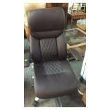VERY NICE FULLY ADJUSTABLE OFFICE CHAIR