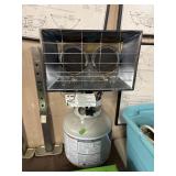 2 BURNER PROPANE MR. HEATER W/ TANK