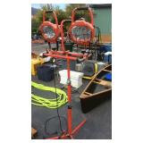 HALOGEN WORK LIGHT W/ ADJUSTABLE STAND