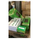 SEED POD KITS, SEEDLING HEAT MATS & GROWING SUPPLY
