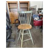 WOODEN SWIVEL BAR STOOL W/ 30' SEAT HEIGHT