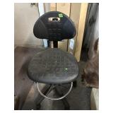ADJUSTABLE SWIVEL ROLLING STOOL