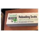 RCBS RELOADING SCALE W/ MICROMETER POISE