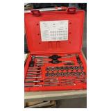 VERMONT AMERICAN 40PC TAP & DIE SET IN RED CASE