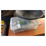 RCBS POWDER TRICKLER & OTHER RELOADING ITEMS