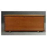 SHOE FOOT HUDSON VALLEY BLANKET CHEST