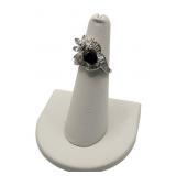 SAPPHIRE & DIAMOND RING SET IN PLATINUM,