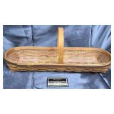 Oblong longaberger basket with handle and liner