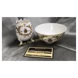 Handpainted ted orientalist bowl and egg vase