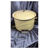Large Yellow enamelware stock pot