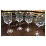 Swirl stemware
