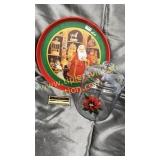 1985 Christmas tin tray and poinsettia cracker