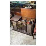 Vintage stereo console