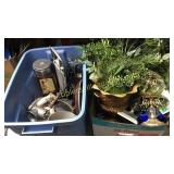 2 Boxes decor and old kitchen items