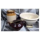 Blue band pottery bowl with crack, jar and teapot