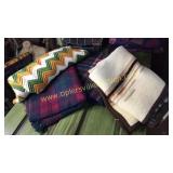 Blankets & Afghan