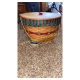 Very large longaberger basket with liner and lid