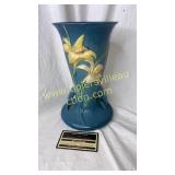Roseville zephyr lily blue vase 136-9