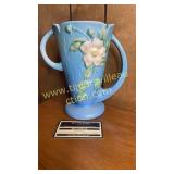 Roseville blue white rose vase 982-7