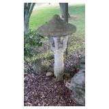 Concrete lantern stand