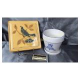 Pfaltzgraff trivet and flower pot