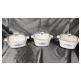 Pair of 1.75qt corningware casseroles with lids
