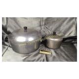 Vintage club aluminum and wear-ever pot