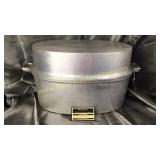 Miracle maid roster/Dutch oven