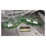 2pcs heisey Glass moongleam twist